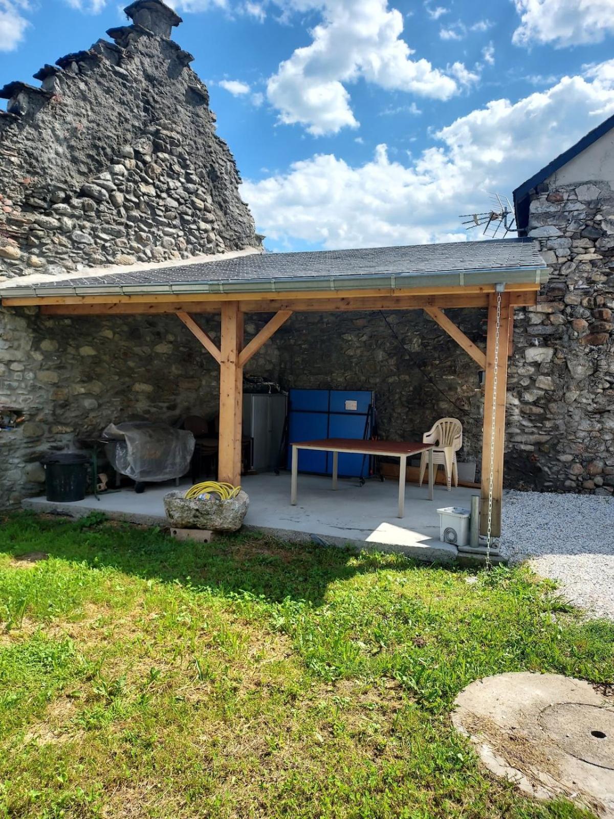 Maison De Village Au Pied Des Pyrenees Marignac  المظهر الخارجي الصورة